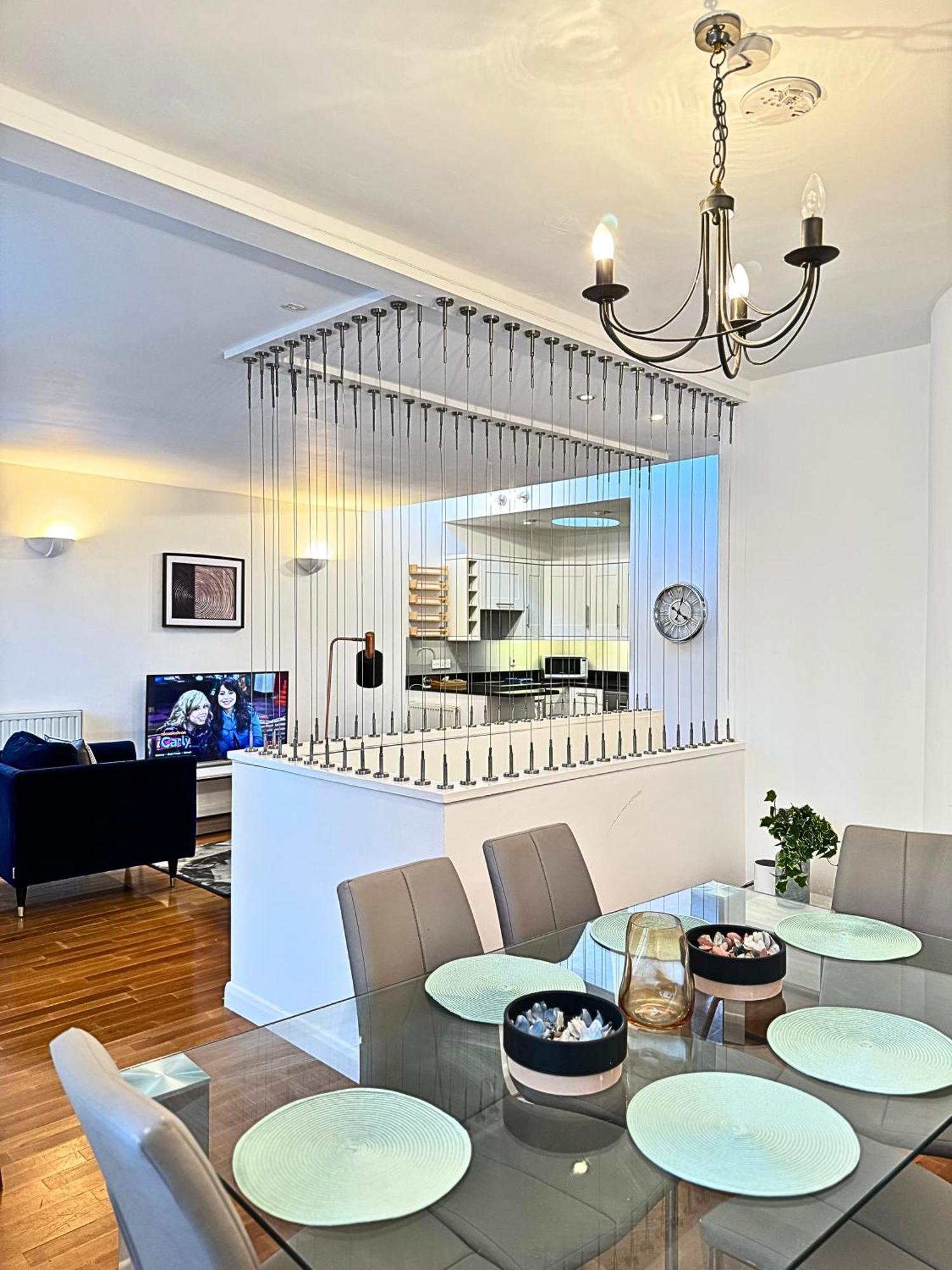 Casa de férias Kensington Mews Retreat: Hyde Park Hideaway